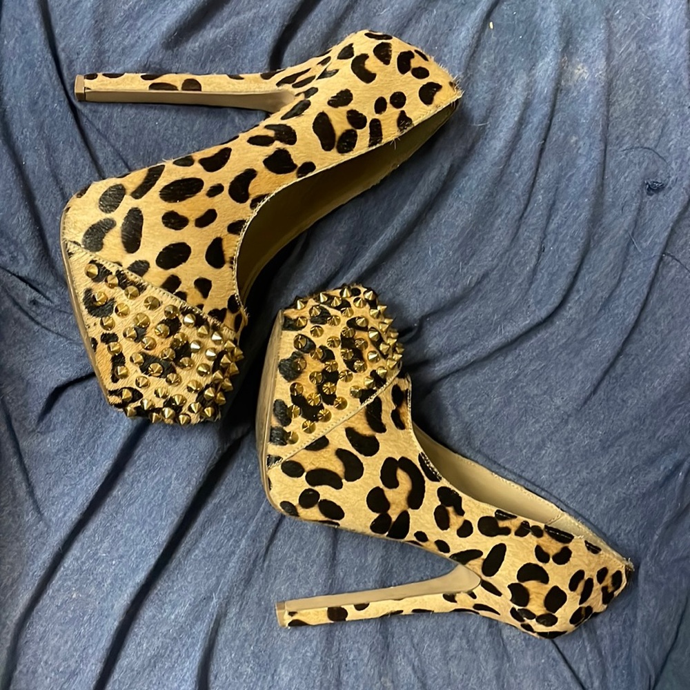 Sexy Leopard Print Gold Studded Steve Madden Heels